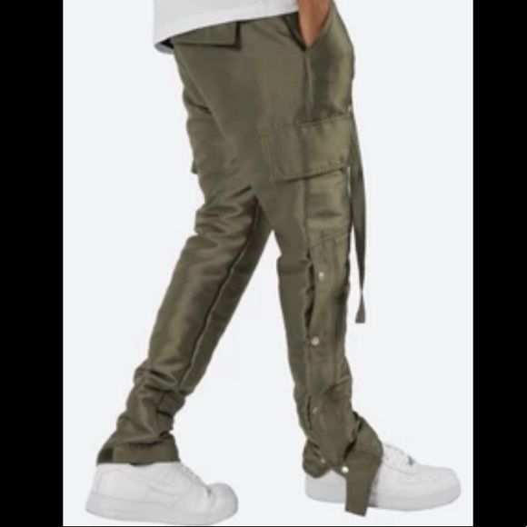 snap zipper cargo pants